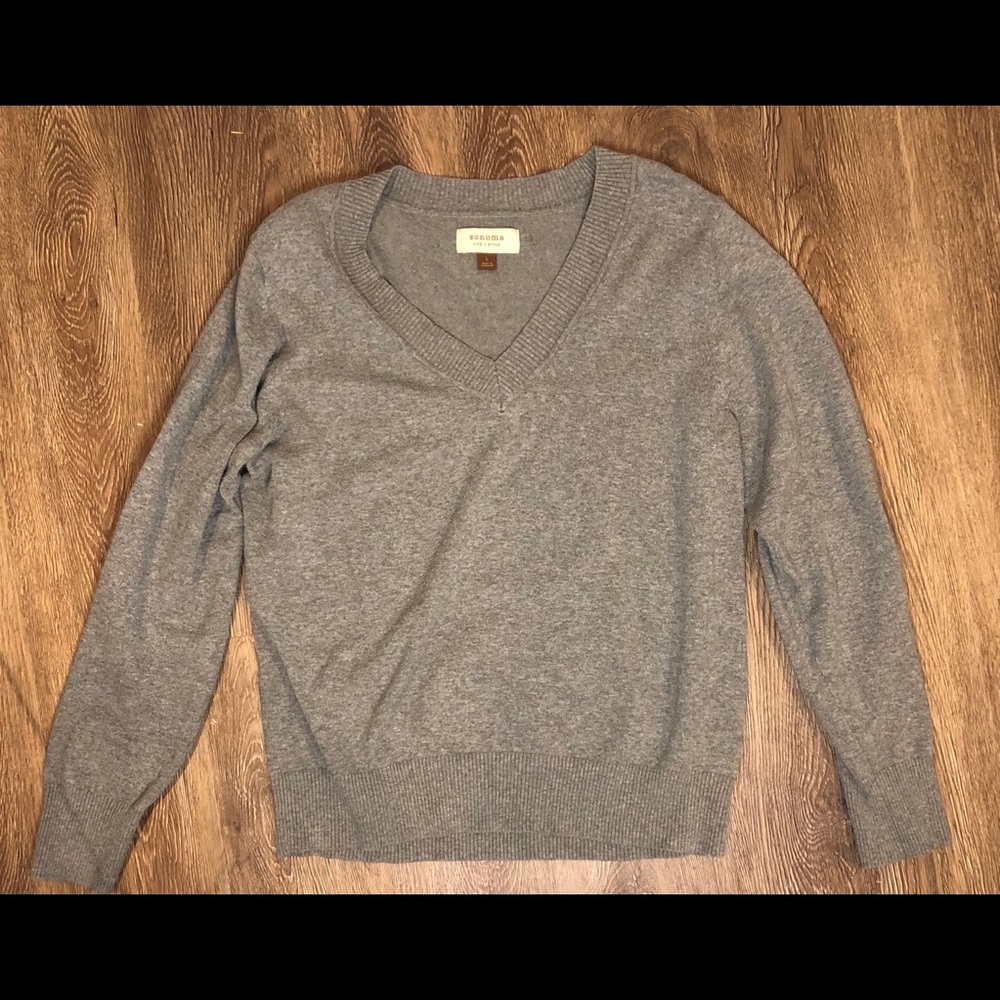 V-neck sweater
